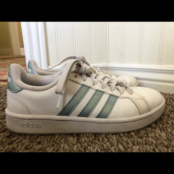 Adidas Grand Court Sneakers - Picture 2 of 3